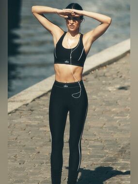 Alo Airlift High-Waist Suit Up Legging